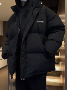 เสื้อแจ็คเก็ตผ้าฝ้ายพิมพ์ลายแฟชั่นฤดูหนาวสำหรับผู้ชาย ทรงหลวม ปกตั้ง เสื้อคลุมกันหนาวแบบหนา ทรงหลวม สไตล์เกาหลี เสื้อคลุมกันหนาว