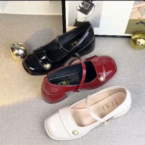 0023 Sepatu Heels Wanita Kulit Sintetis Poliuretan Square Toe dengan Hak Tumit Tinggi dan Aksen Mutiara - Bisa COD dengan Box