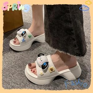 LKShoes สินค้าแนะนำ รองเท้าแฟชั่นสำหรับสตรี สีสวยทุกสี มาพร้อมตัวติดน้อนหมา น่ารักมาก เสริมส้นหนาใส่แล้วปัง แมทช์กับลูกค้า สาวๆต้องมีติดบ้านสักคู่และน้าาาา