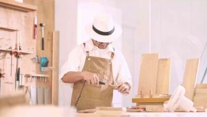 FANTASY AISOLOVE F13 Premium multi-functional portable rechargeable fan 9000mah shaking head fan rotating fan wireless table desk fan camping fan stand fan with detachable wooden stand and remote control and night light Ideal for indoor outdoor camping