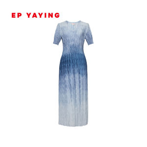 Elegant Gradient Shiny Blue Pleated Dress Elasticity City Commute A-Line Skirt Short Sleeve V-Neck Polyester Fiber Dress