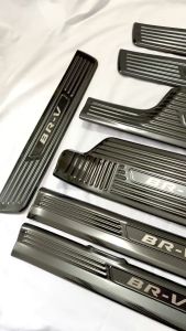 Ốp Bậc Cửa Nẹp Bước Chân Carbon Xe Honda BRV 2023-24 Mẫu Vân Carbon Cao Cấp Sẵn Keo Dán 3M