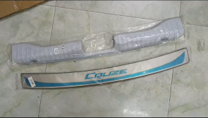 Chống trầy cốp Trong + Ngoài Inox xe Chevrolet Cruze 2010-2019