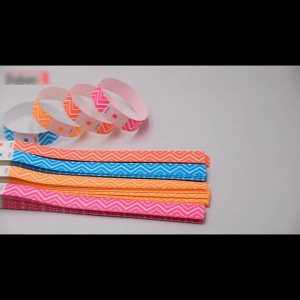 【Y2E2noa】 50 100pcs Neon Stripe Paper Wristbands Waterproof Fluorescent Disposable Safety Wristbands For Concerts Parties Events