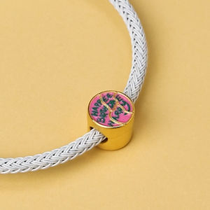 Chow Sang Sang  周生生 999 Gold Harry Potter Birthday Cake Charm for Women & Men 95928C  (Bracelet Not Included)