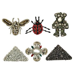 Hand-Stitched Rhinestone Cartoon Bear Fabric Patch Small Size DIY Clothing Accessories Hole Repair Personalized Decorative Badge