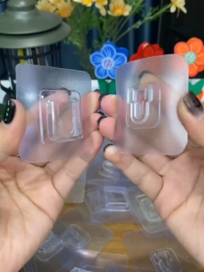 10 Pairs of Powerful Adhesive Hooks with No Trace No Drilling Multi-functional Bathroom and Kitchen Waterproof Household Wall Hanging Mobile Adhesive Hooks Utility Hooks