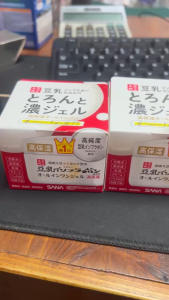 Kem dưỡng ẩm SANA chiết xuất đậu nành 6 in 1 hộp 100g - NHẬT BẢN