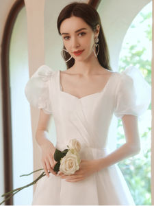 ชุดแต่งงานสีขาว ชุดราตรี ชุดเจ้าสาว ชุดเดรส งานเลี้ยง ชุดแฟชั่นผู้หญิง ชุดราตรีสุดหรูหรา เดรสยาว สายเดี่ยว แขนพอง กระโปรงทรงเอ