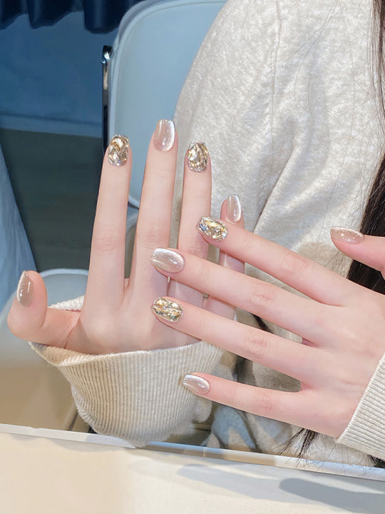 Yunxi Sunset Gold Pure Handmade Manicure Wear Nail Autumn and Winter Fancy Finished Cat Eye Short Nail Patch