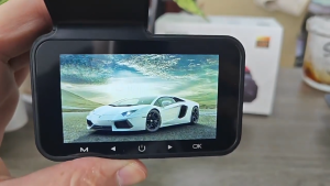 กล้องติดรถยนต์ 3 นิ้ว HD เลนส์คู่ 1080P บันทึกหน้าหลังพร้อมภาพถอยหลัง เชื่อมต่อมือถือและ WiFi