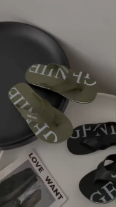 ยินดีที่นี่ รองเท้าแตะ รองเท้าแตะผู้ชาย รองเท้าแตะ Flop Flop พร้อมส่ง กันลื่น พื้นหนา ใส่สบาย ราคาถูก สะอาด 40-44 คุณภาพดี ธุรกิจสดใส สามารถสั่งอยู่ที่นี่