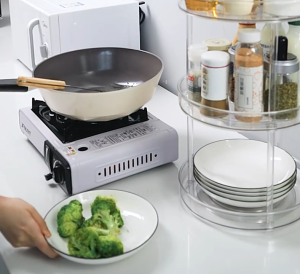 1 PC Household Clear Lazy Rotating Tray 360° Rotation Kitchen Cabinet Refrigerator Organizer Spice Seasoning Rack