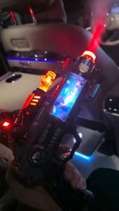 จัดส่งจากกรุงเทพ ปืนของเล่น ปืนสเปรย์เด็กสุดปัง ระบบเสียง+แสง ของขวัญวันเด็ก ดีไซน์อวกาศ หน้าจอสี