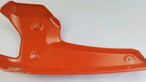 1T021-98351 ชุดฝาครอบถังน้ำมัน(ด้านล้อช่วยแรง)RT77-90(สีแดง)