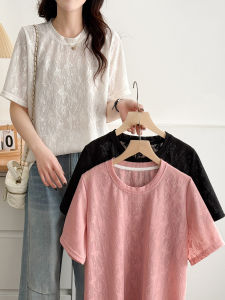 เสื้อยืดแขนสั้นผ้าลูกไม้ลายดอกไม้ไซส์ใหญ่สำหรับผู้หญิงในช่วงฤดูร้อน เสื้อผ้าทำงานสไตล์เกาหลี ทรงหลวม สีสันสดใส ระบายอากาศได้ดี