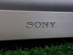 ลำโพง Center Sony รุ่นSS-CT33 จากตู้ญี่ปุ่นมือ2 ส/ก/ย/9/7/35.5/cm. ดอก 2.5 นิ้ว ดอกแหลมอีก 1 ตัว ดอกเดิมๆสวยงาม เสียงดีครบปกติสมบูรณ์ หน้ากากไม่งัดออกกลัวพังปล่อยเดิมๆ รายละเอียดชัดเจน ภาพและคลิป ร่องรอยมีบ้าง เล็กน้อย ปกติมือสองรวมสวยตามภาพ