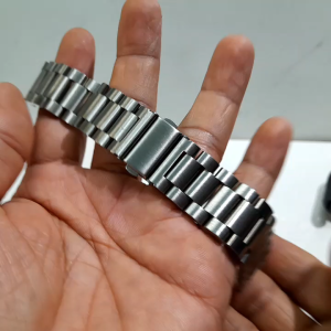 Dây đeo đồng hồ kim loại size 20mm có chốt second hand