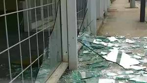 Explosion-Proof Safety Window Film Transparent Safety Glass Protective Film Self-Adhesive Shatterproof And Explosion-Proof.