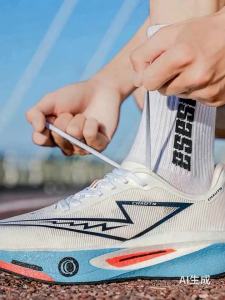 Outdoor Running Shoes Men Wear-resistant Sneakers Women Shoes Mesh Breathable Lace-up Fashion Casual Sports Shoes Women