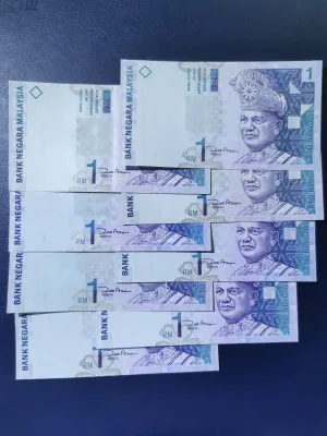 Banknotes Malaysia 11thRM1 with UNC Condition ( Price for one pcs )