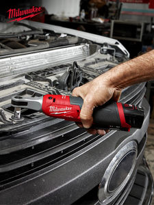 Milwaukee | Rechargeable 90 Degree Right Angle Ratchet Wrench