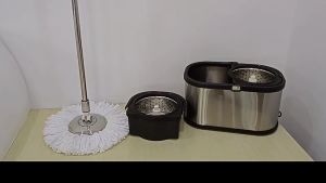 [01] ชุดถังปั่นสแตนเลสไม้ถูพื้น ไม้ถูพื้น แถมฟรีผ้าม็อบ2ผืนไม้ม็อบ รุ่น 1638