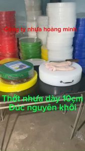 Thớt nhựa cao cấp thớt tròn đường kính 40cm dày 10cm. có quai xáchthớt nhựa HDPE dùng cho nhà hàng khách sạn đủ các kích cỡ
