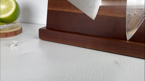 ที่วางบล็อกตัดไม้เนื้อแข็งแบบแม่เหล็กมืออาชีพ บล็อกตัดครัวสองด้าน ชั้นเก็บของแม่เหล็กพิเศษแบบไม่ต้องเจาะ