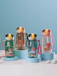 ขวดน้ำ เด็ก ไป โรงเรียน กระติกน้ำ ลายการ์ตูนน่ารักๆ ขนาด400ml กระบอกน้ำพร้อมหลอด ขวดน้ำพกพา