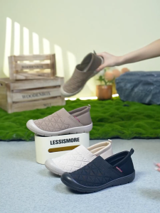 Ladies canvas shoes summer new flat bottomed lightweight soft sole slimming comfortable and fashionable casual shoes for mothers