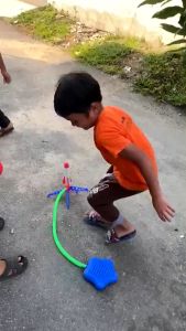 Kids Rocket Launcher Toy Skyrocket Flying Blaster Rocket Launcher Air Rocket with 3 LED Children Outdoor Sports Game  Birthday Gifts