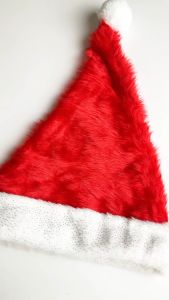 Pinky Bee Topi Natal Santa Glitter Lingkar Kepala 60cm 70010100