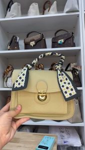 SM WOMEN FASHION BAG / SHOULDER & CROSSBODY HANDBAG / HIGH QUALITY / READY STOCK / SAME DAY DELIVERY / FS 2209