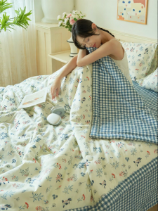 NONGNONGAI | 100% Cotton Lightweight Quilt