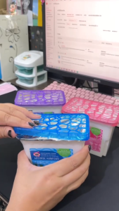 กล่องดูดความชื้น KUAKUA ดูดความชื้นในอากาศได้ดี ลดสาเหตุของการเกิดกลิ่นอับและเชื้อราในบริเวณอับชื้น กลิ่นหอมพิเศษ