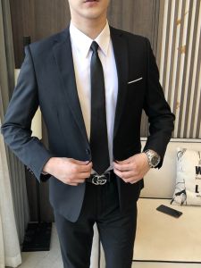 Slim Fit Business Casual Wedding Suit Set for Men Fashionable Urban Style Polyester Blend Long Sleeve Suit Jacket And Pants