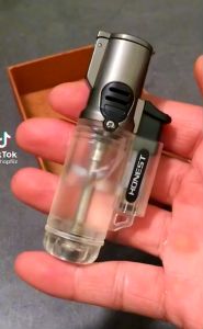 เชื่อมต่อกับ 3 หัว ไฟแช็คไฟฟู่ ไอพ่น หัวฟู่ โดดเด่น และปรับระดับ พกพา ไม่มีวัตถุไวไฟในตัวสินค้า สำหรับน้ำหนัก คุณปลอดภัย