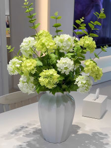 Lifelike Silk Flower Arrangement Fake Flower High-End Decoration Dining Table Green Plant Living Room TV Cabinet Decorative Piece
