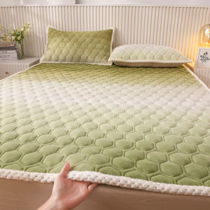 Winter Soft Mattress Toppers Student Dormitory Plush Bed Sheet Single Double Bedspread Thin Tatami Mat Mattress Pad Bed Linens