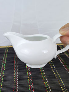 กาน้ำชาเซรามิกดีหัว ไฮ สีขาว พร้อมหูจับ สำหรับชงชา ไม่ร้อนลวก ความจุ สีขาว ซีซี