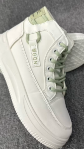 DILOOK C023 Sepatu Sneakers Semi Boots Wanita Sepatu Casual Sepatu Sport Cewek Stylish Fashionable