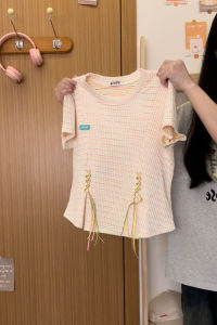 Áo Thun Nữ Tay Ngắn Màu Kem Thiết Kế Vũ Trụ Sọc Nhiều Màu Dây Buộc Vai Ngắn Phong Cách Ngọt Ngào Và Cay Nồng Áo Thun Cotton Mùa Hè