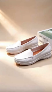 New Fashion nurse shoes work shoes flat bottomed soft mothers shoes kitchen anti-skid and waterproof shoes