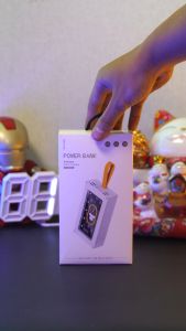 Sạc dự phòng 20000 mAh trong suốt siêu đẹp tích hợp đèn pin có hình gấu - Shin Store