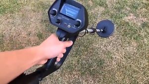 MD4030 Metal Detector Underground Professional Gold Treasure Hunter Tracker Seeker Metal Detector Stud Finder