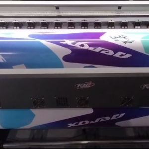 Desain Grafis Minimalis untuk Stiker Striping Variasi Motor