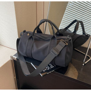 Waterproof Fitness Bag Womens Crossbody Travel Yoga Large Capacity Sports Bag Handheld Cylinder Bag for Men New 2026