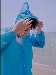 ส่วนประกอบ: ปลีก/ส่ง จัดส่งจากประเทศไทย เสื้อกันฝน คุณภาพดี 140 กรัม 5สี EVA