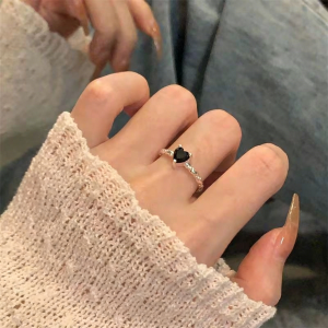 HANXIUYU | Black Zircon Heart Twist Ring Minimalist Design Luxury Fashion